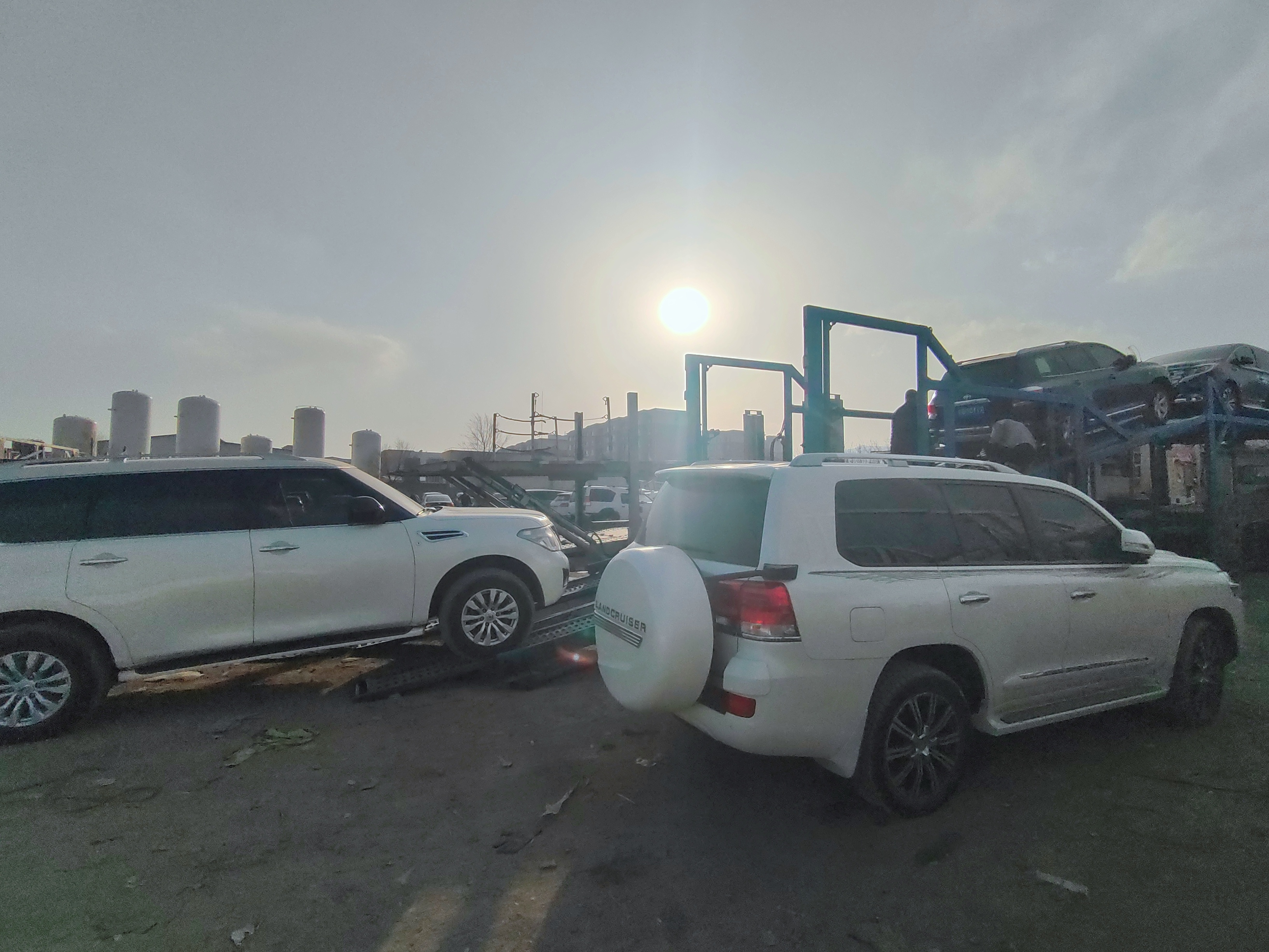 西雙版納托運(yùn)轎車到昆明要多少錢（西雙
